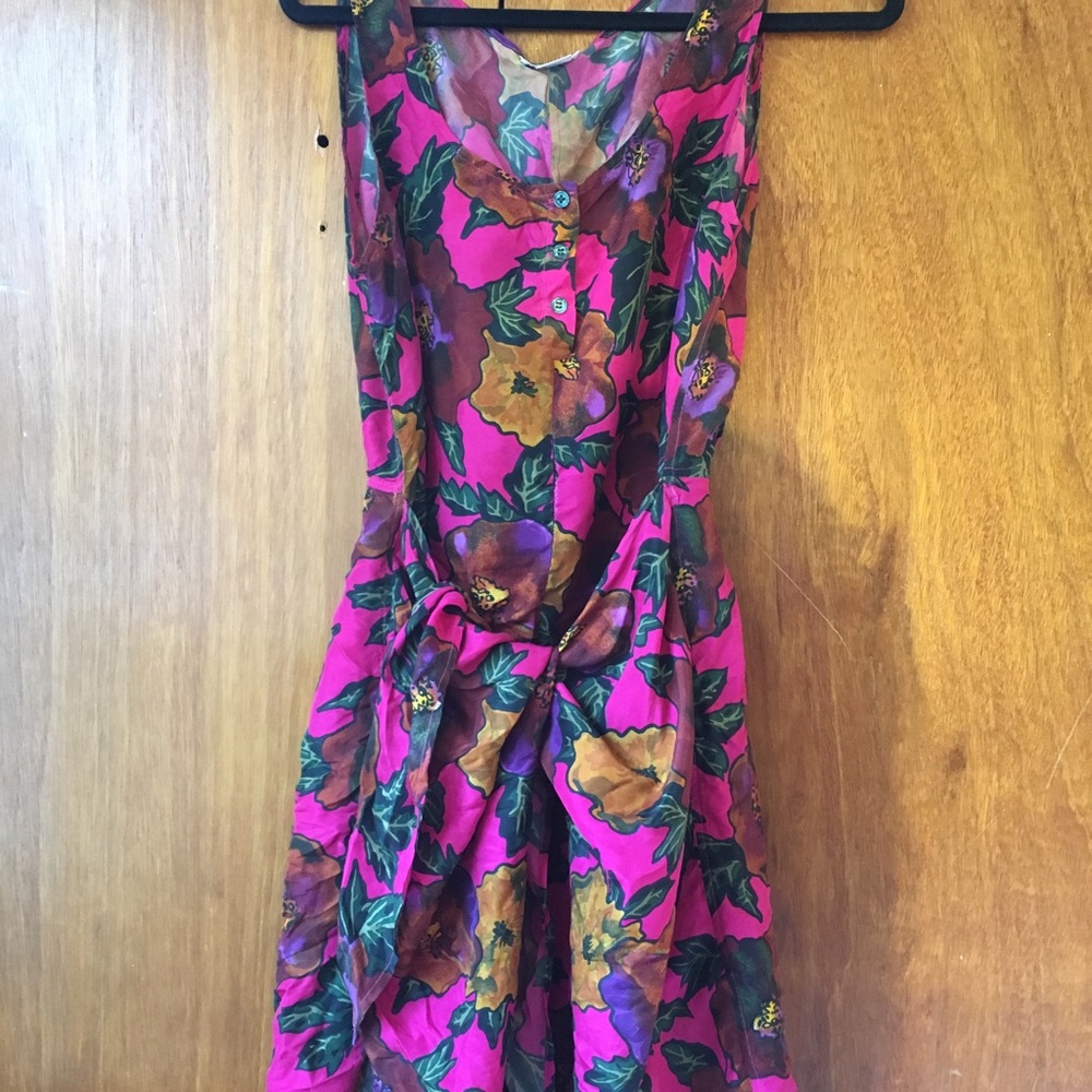 Flower Mini-silk dress With front tire.